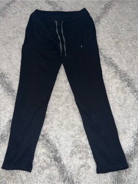 Women’s Black Drawstring Cargo Scrubs with Side Pockets